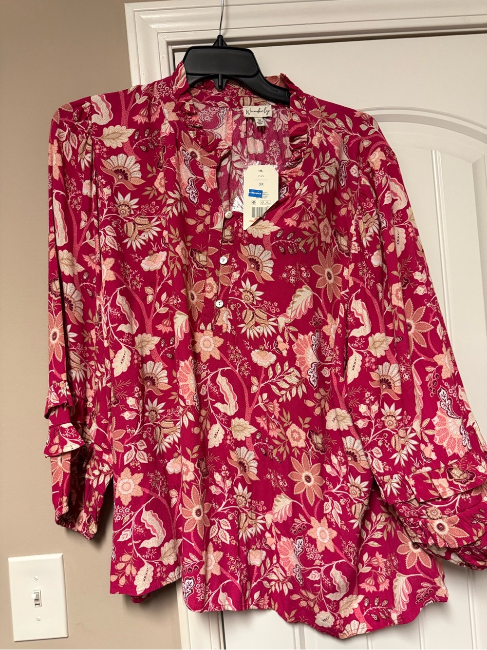 Wonderly Floral Button-Up Blouse in Raspberry Floral